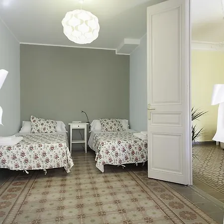 & Deco Eixample Barcelona