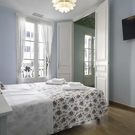 Lägenhet & Deco Eixample *